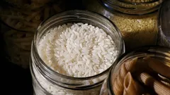 Cum să depozitați cerealele pentru a le proteja de molii și insecte: 10 sfaturi utile